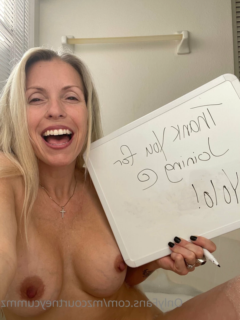 Courtney Cummz [ mzcourtneycummz ] Onlyfans leaked photo 11283991 on Hotleaks.tv