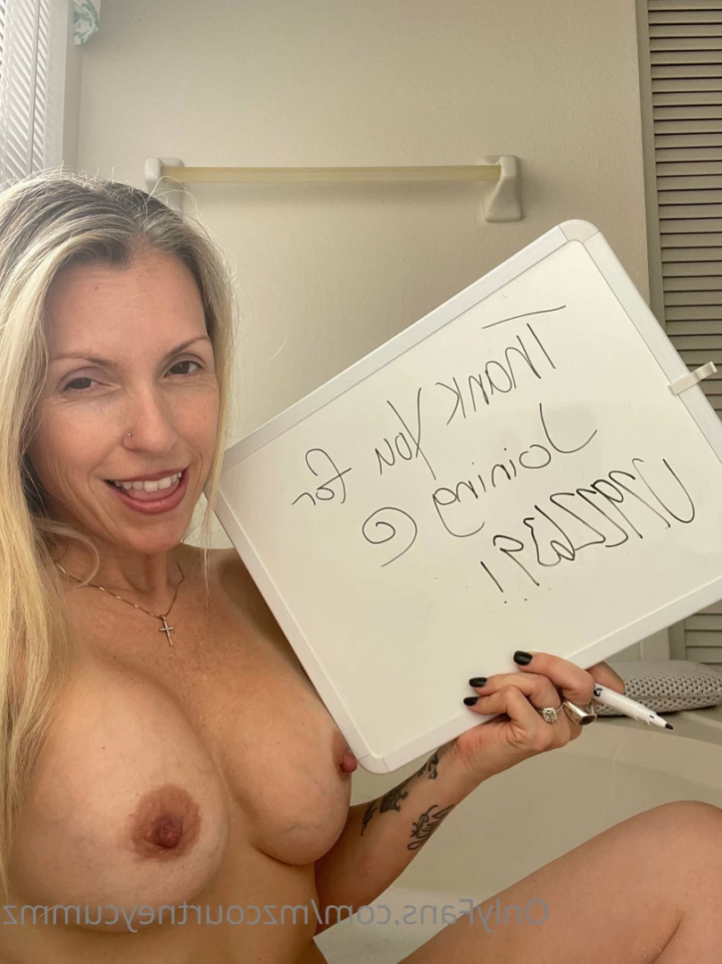 Courtney Cummz [ mzcourtneycummz ] Onlyfans leaked photo 11830615 on Hotleaks.tv