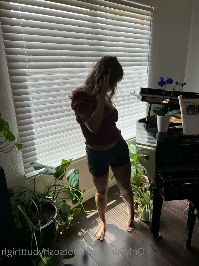 ShyButt [ notsoshybutthigh ] Onlyfans leaked photo 13736143 on Hotleaks.tv