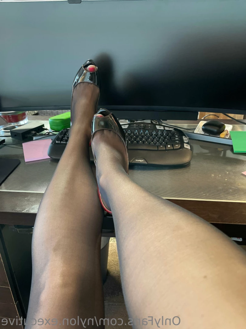 nylon.executive Onlyfans leaked photo 15216283 on Hotleaks.tv