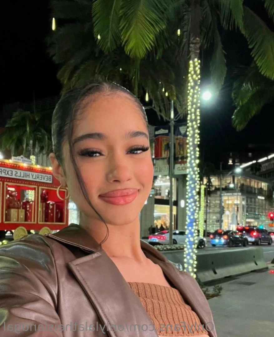 🎠Lala Baptiste🎡 [ onlylalatheislandgal ] Onlyfans leaked photo 11929160 on Hotleaks.tv