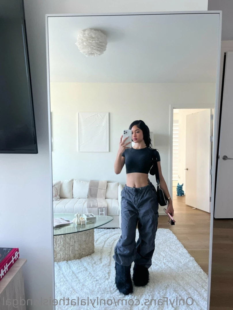🎠Lala Baptiste🎡 [ onlylalatheislandgal ] Onlyfans leaked photo 14076906 on Hotleaks.tv