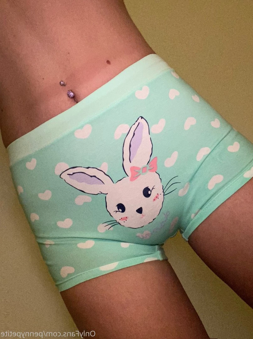 𝒫𝑒𝓃𝓃𝓎 𝒫𝑒𝓉𝒾𝓉𝑒 [ pennypetite ] Onlyfans leaked photo 4369174 on Hotleaks.tv