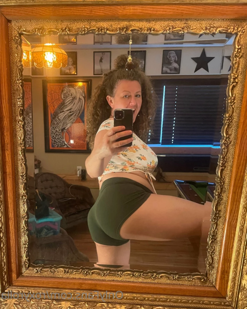 roxyrolla Onlyfans leaked photo 13802956 on Hotleaks.tv