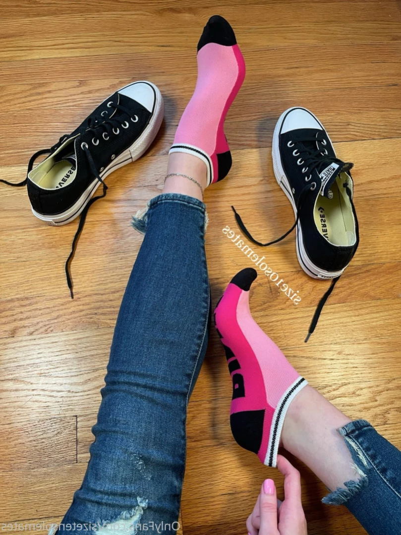 sizetensolemates 💋 [ sizetensolemates ] Onlyfans leaked photo 10932555 on Hotleaks.tv