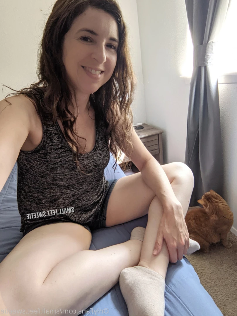 Goddess Alyssa [ small.feet.sweetie ] Onlyfans leaked photo 14405950 on Hotleaks.tv