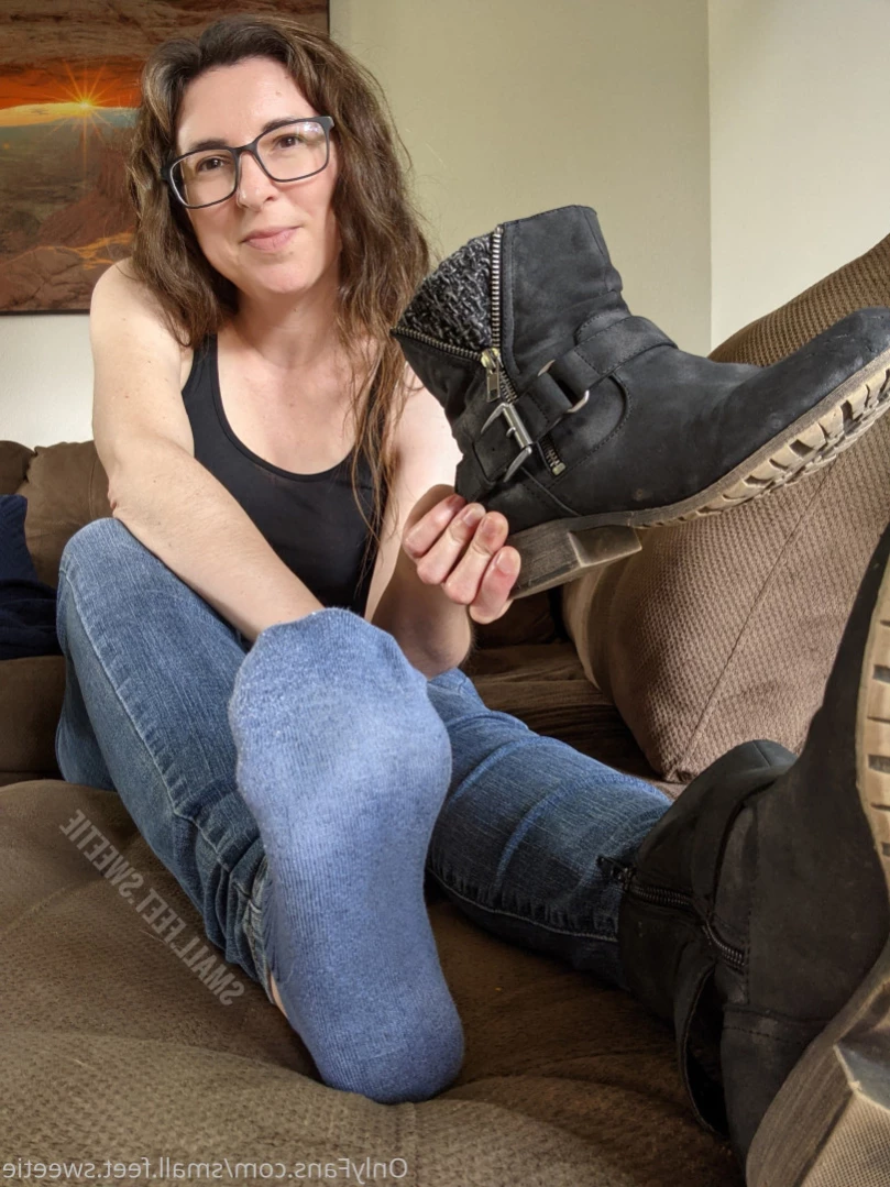 Goddess Alyssa [ small.feet.sweetie ] Onlyfans leaked photo 14420100 on Hotleaks.tv