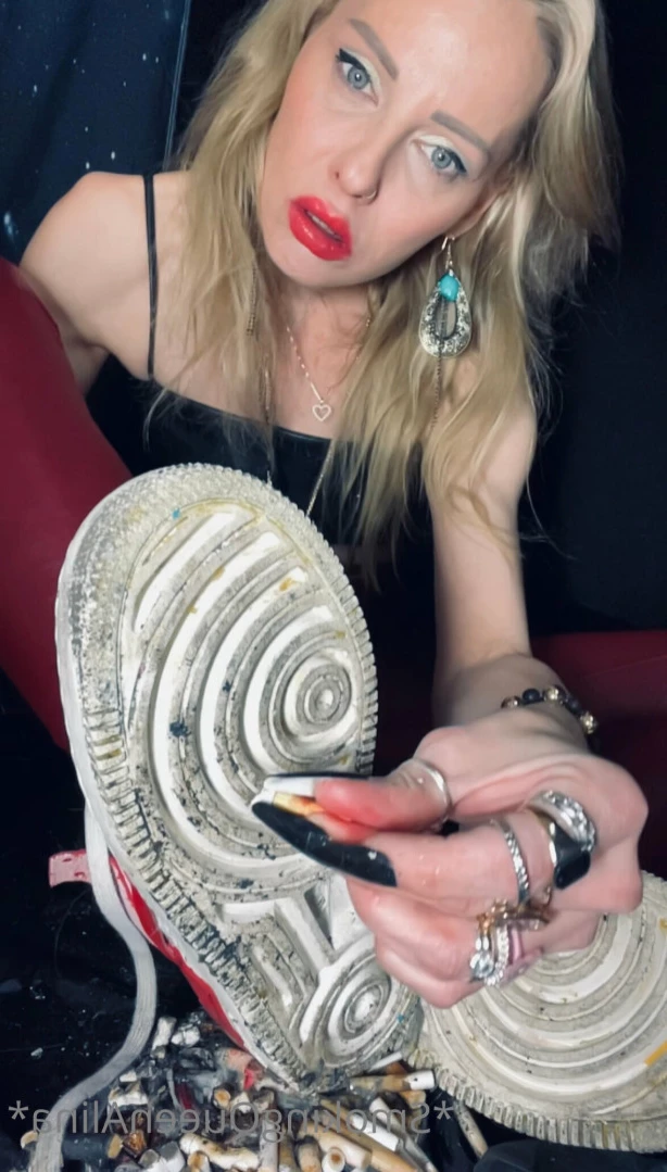 smokingqueenalina Onlyfans leaked photo 11319346 on Hotleaks.tv