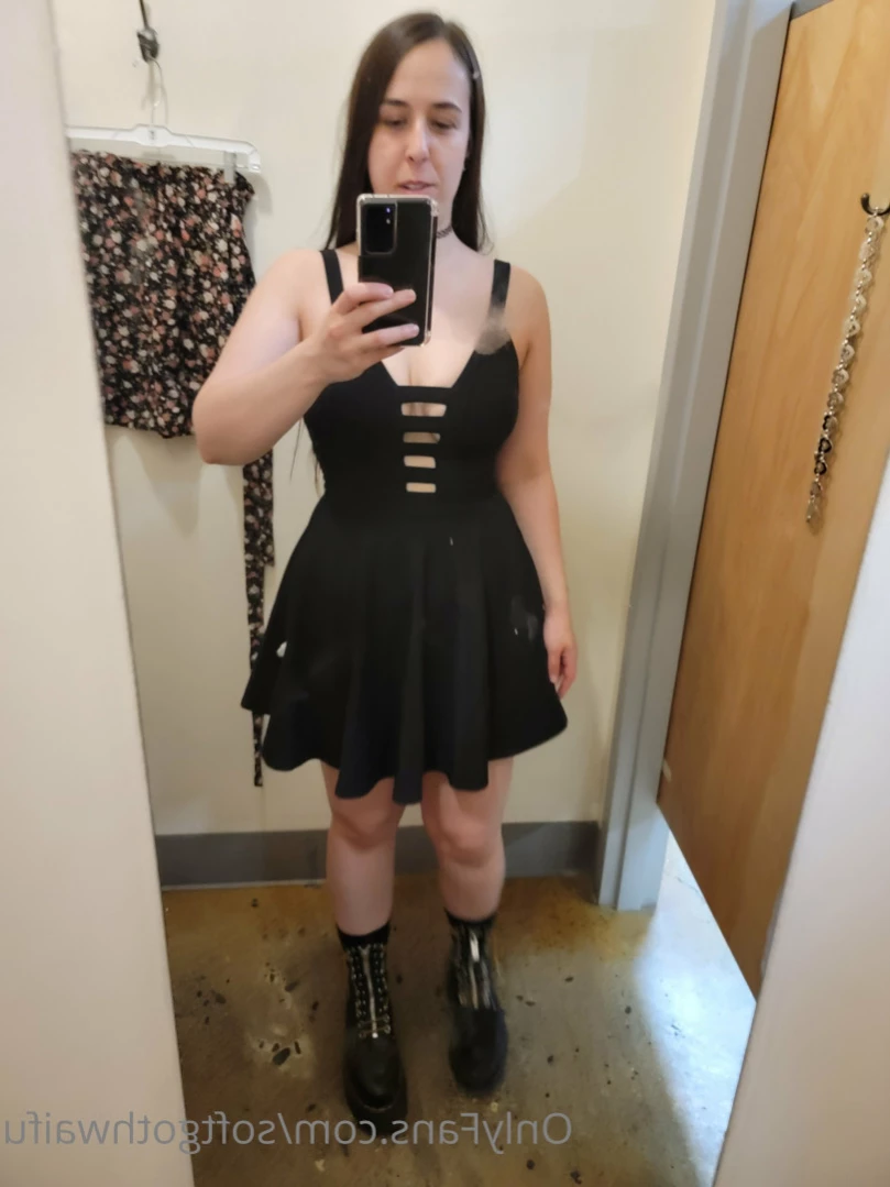 Rin [ softgothwaifu ] Onlyfans leaked photo 11314917 on Hotleaks.tv