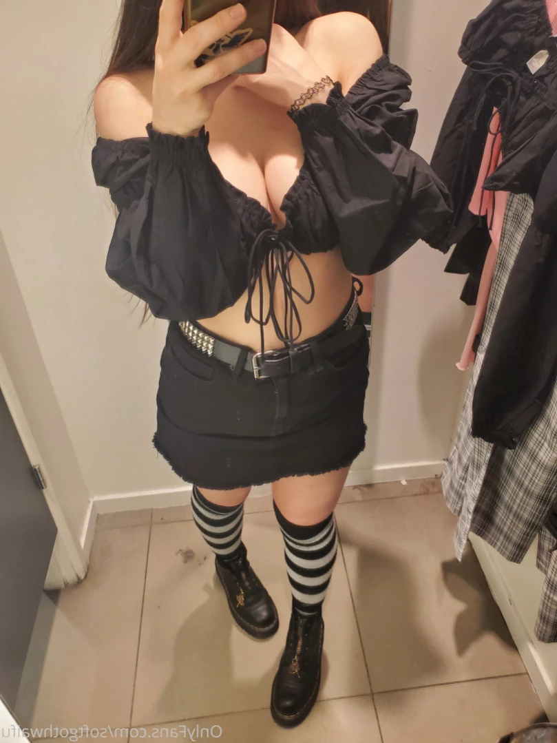 Rin [ softgothwaifu ] Onlyfans leaked photo 11377771 on Hotleaks.tv
