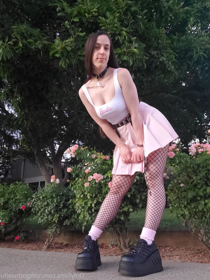 Rin [ softgothwaifu ] Onlyfans leaked photo 14721661 on Hotleaks.tv