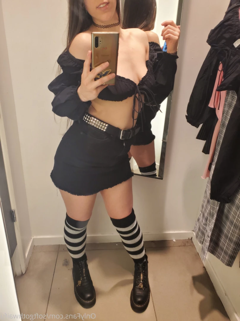 Rin [ softgothwaifu ] Onlyfans leaked photo 15647140 on Hotleaks.tv