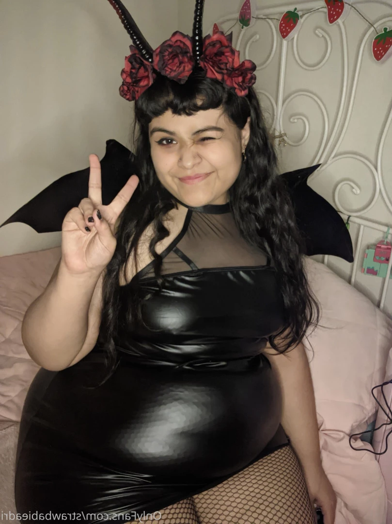 adri 🍓 NO PPV [ strawbabieadri ] Onlyfans leaked photo 14460103 on Hotleaks.tv