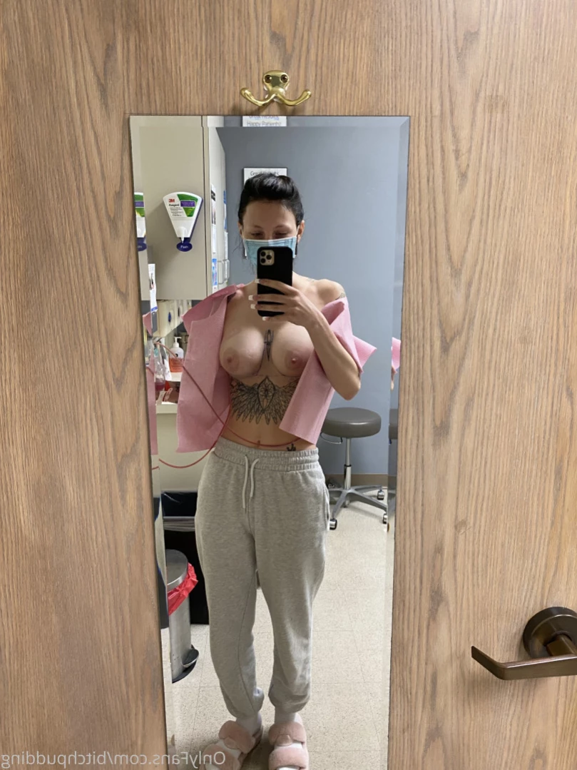 BIG TITS 💗 BRACE FACE [ strawberrysqurtcake ] Onlyfans leaked photo 13786156 on Hotleaks.tv