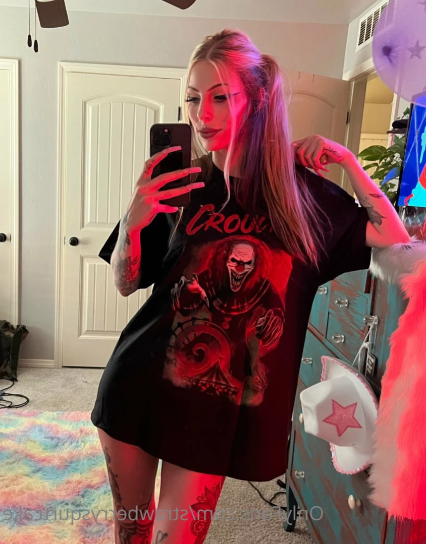 BIG TITS 💗 BRACE FACE [ strawberrysqurtcake ] Onlyfans leaked photo 14387020 on Hotleaks.tv