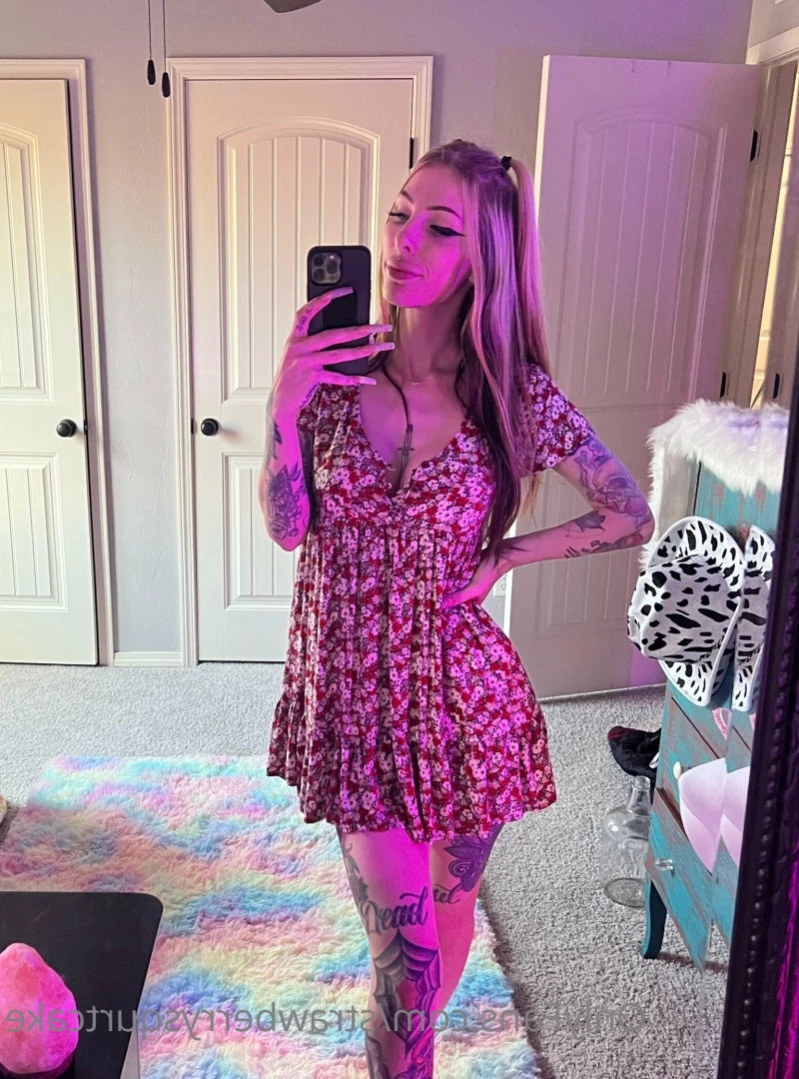 BIG TITS 💗 BRACE FACE [ strawberrysqurtcake ] Onlyfans leaked photo 14402304 on Hotleaks.tv
