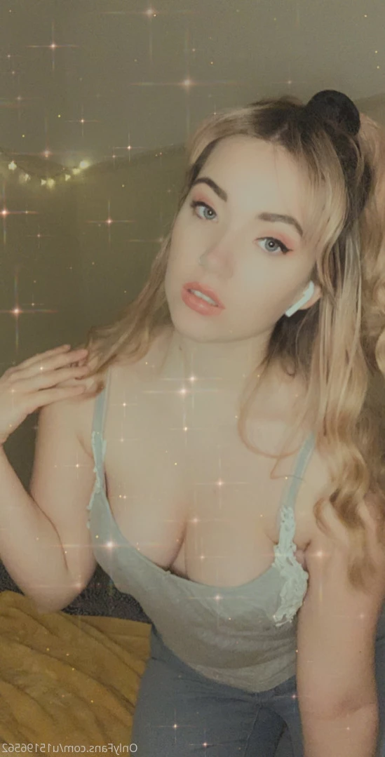 Hippy queen 💖 [ that_hippy_queen ] Onlyfans leaked photo 11889262 on Hotleaks.tv