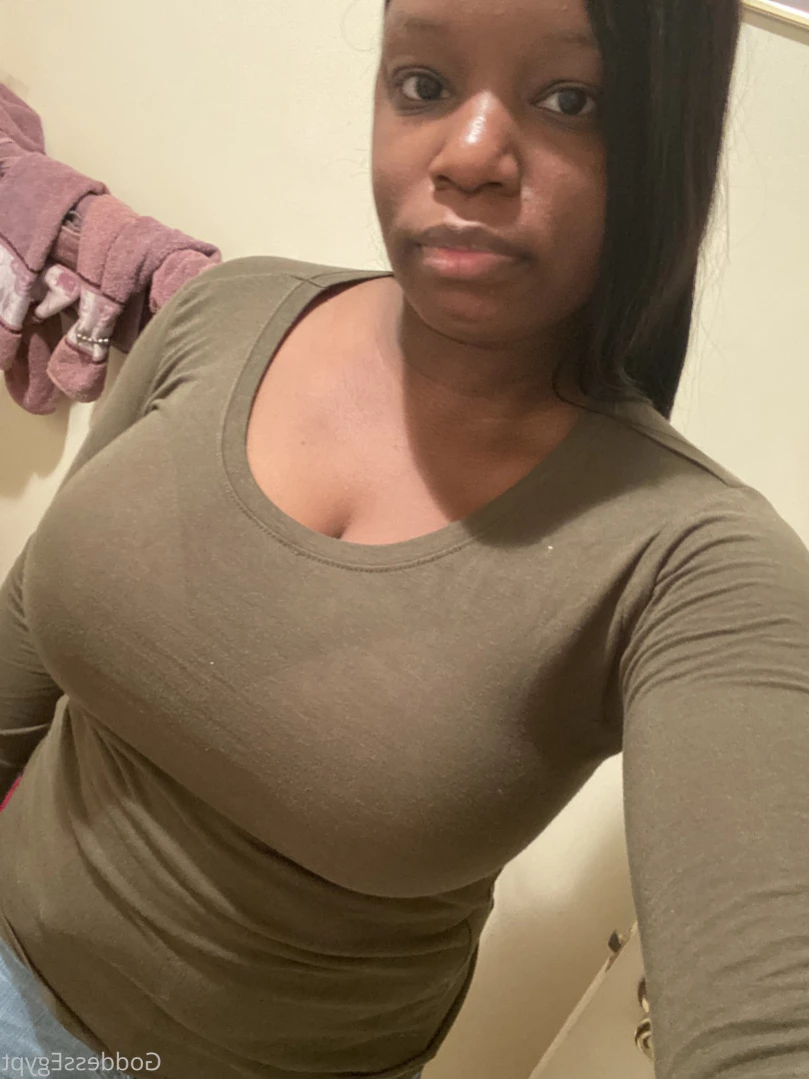 Goddess Egypt💎Single Message Me💍 [ thatchocobxtch ] Onlyfans leaked photo 13974344 on Hotleaks.tv