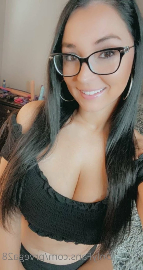 18 Y.o VIDEOCALL QUEEN [ prvega28 ] Onlyfans leaked photo 2083779 on Hotleaks.tv