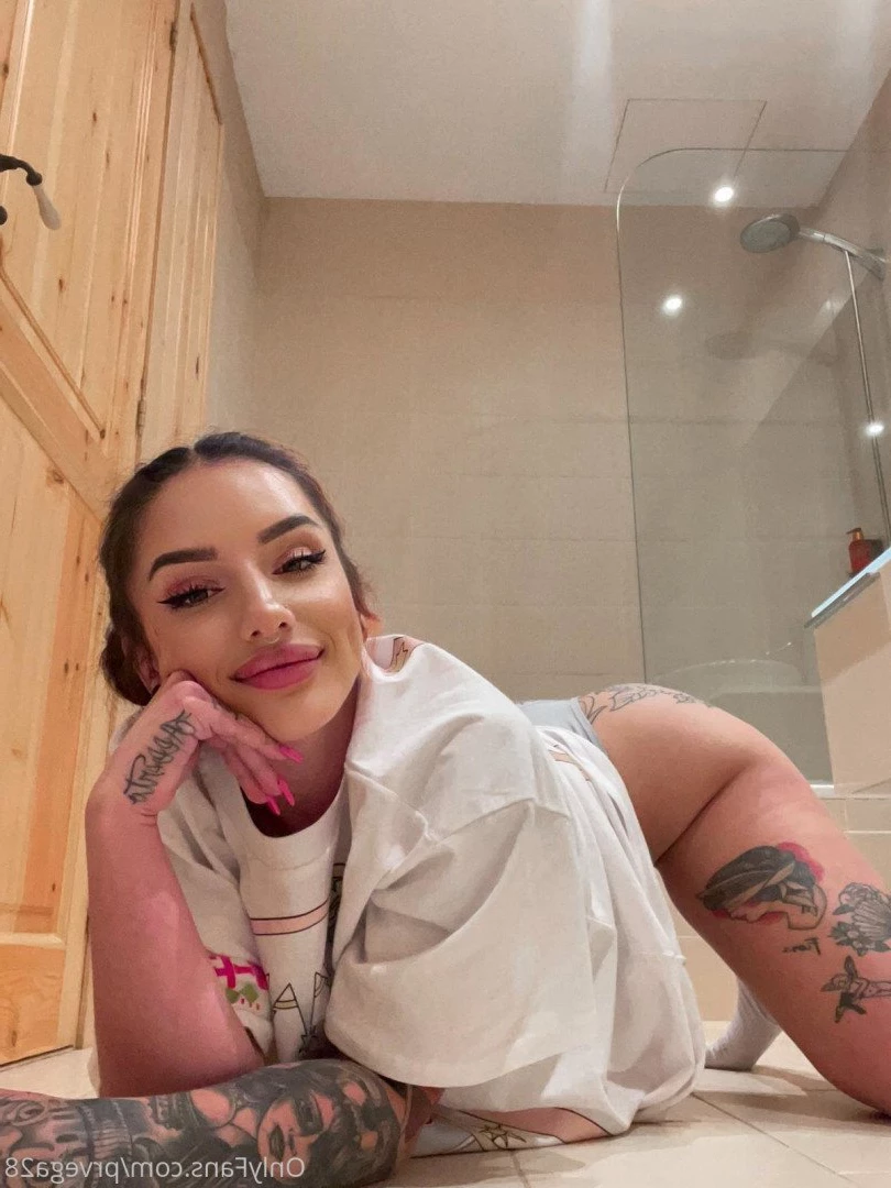 18 Y.o VIDEOCALL QUEEN [ prvega28 ] Onlyfans leaked photo 2085555 on Hotleaks.tv