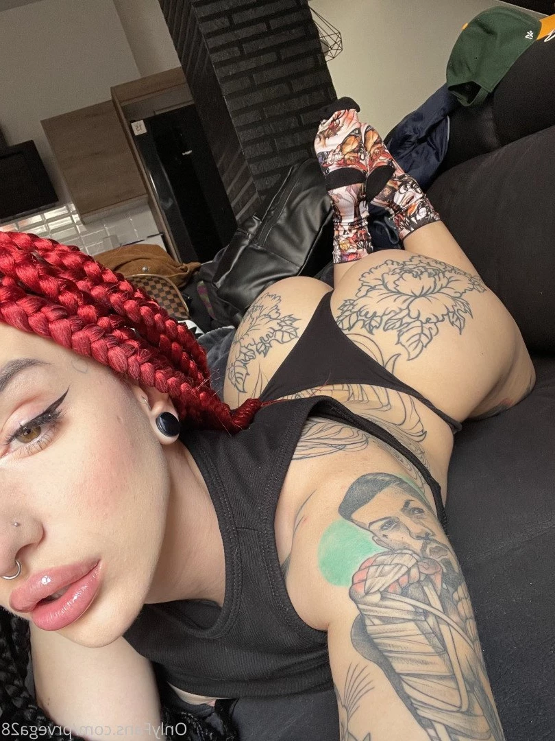 18 Y.o VIDEOCALL QUEEN [ prvega28 ] Onlyfans leaked photo 2085589 on Hotleaks.tv