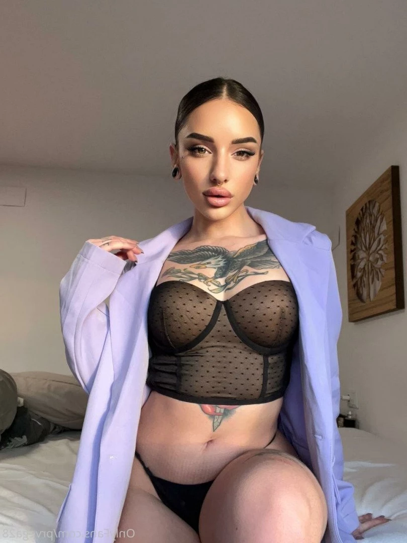 18 Y.o VIDEOCALL QUEEN [ prvega28 ] Onlyfans leaked photo 2086715 on Hotleaks.tv