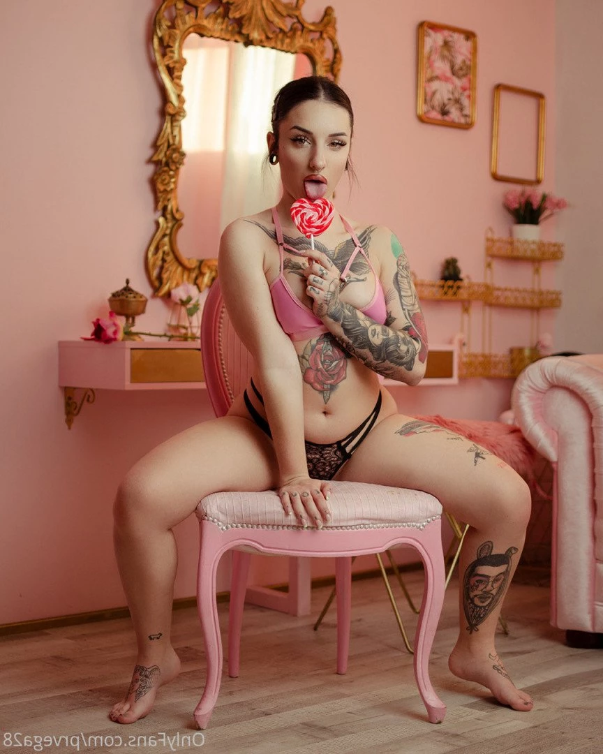 18 Y.o VIDEOCALL QUEEN [ prvega28 ] Onlyfans leaked photo 2087499 on Hotleaks.tv