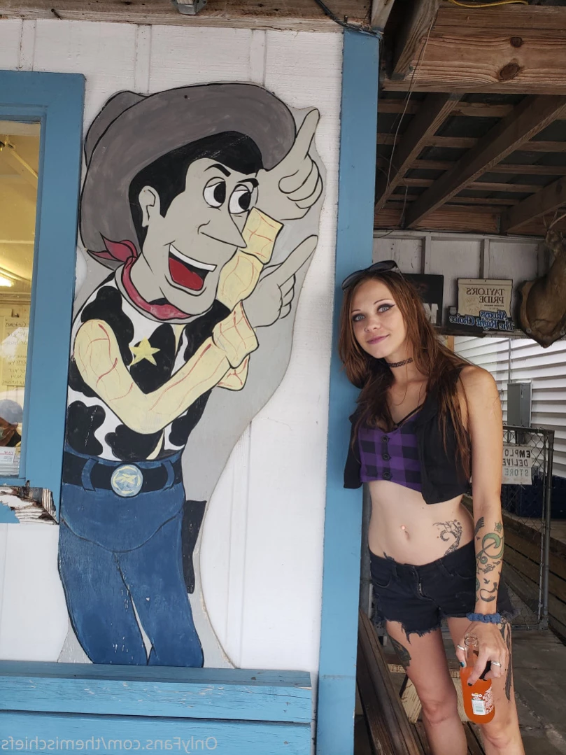 Mrs. Mischief [ themischiefs ] Onlyfans leaked photo 13924415 on Hotleaks.tv