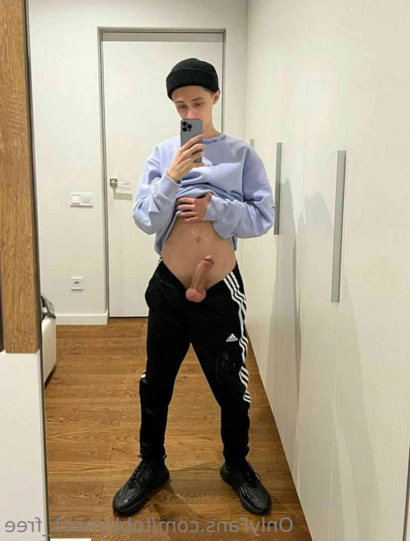 Tobiass_free [ tobbyass1_free ] Onlyfans leaked photo 13379959 on Hotleaks.tv