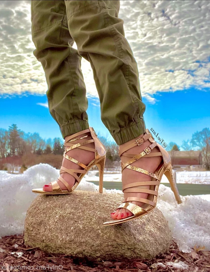 Toe.Luxx [ toeluxx ] Onlyfans leaked photo 12964353 on Hotleaks.tv
