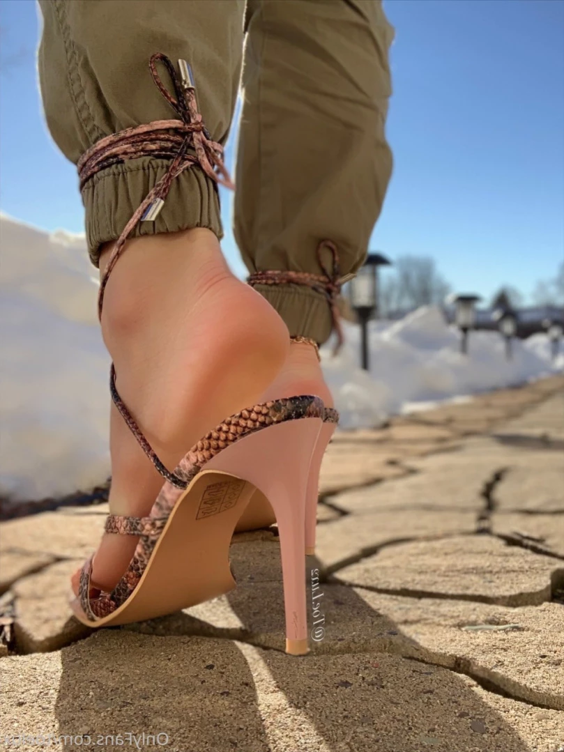 Toe.Luxx [ toeluxx ] Onlyfans leaked photo 12964425 on Hotleaks.tv