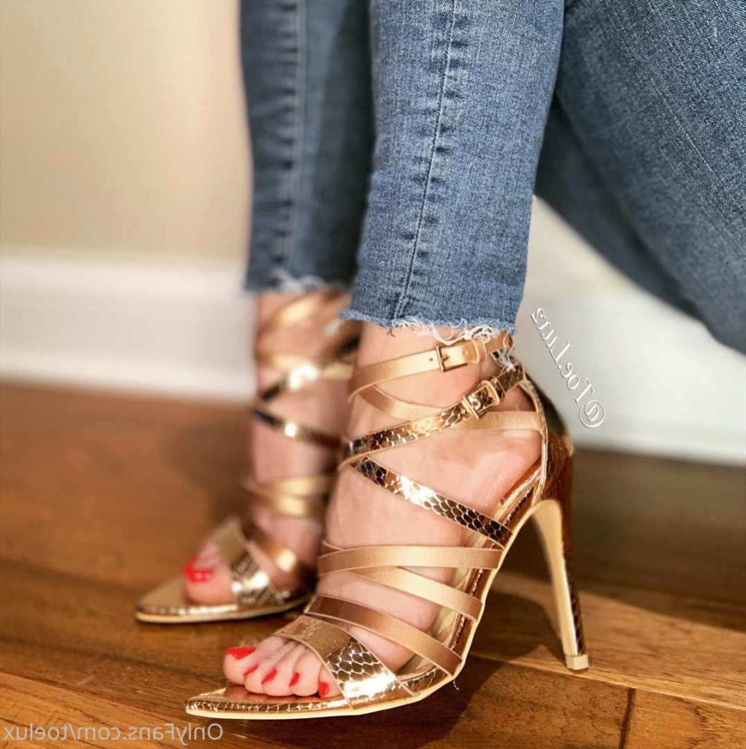 Toe.Luxx [ toeluxx ] Onlyfans leaked photo 13345250 on Hotleaks.tv