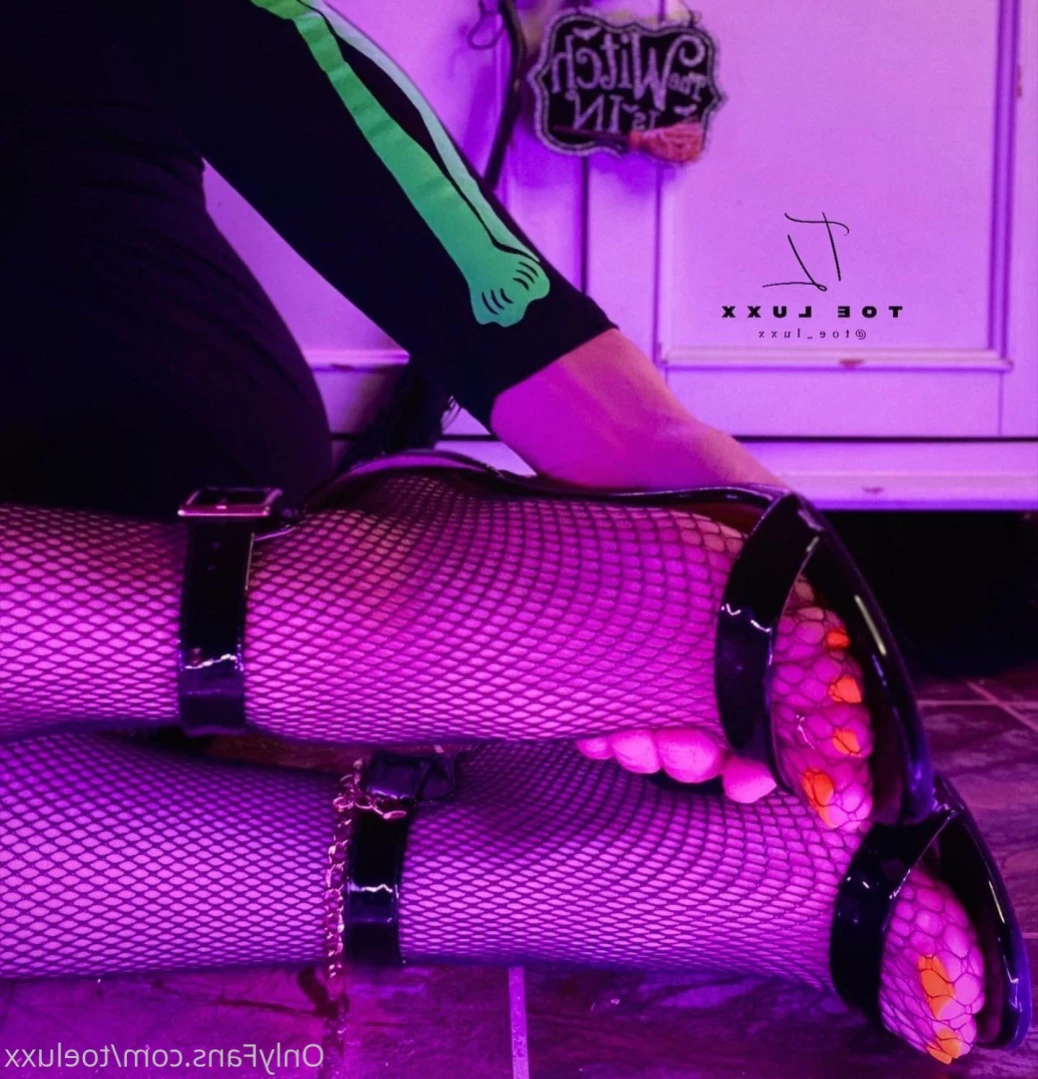 Toe.Luxx [ toeluxx ] Onlyfans leaked photo 13345735 on Hotleaks.tv