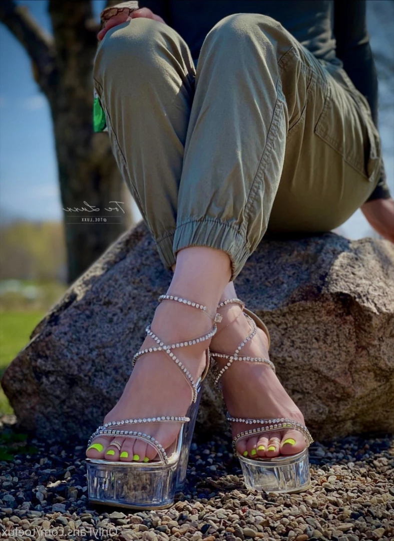 Toe.Luxx [ toeluxx ] Onlyfans leaked photo 13462653 on Hotleaks.tv