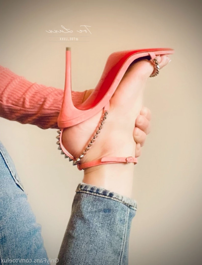 Toe.Luxx [ toeluxx ] Onlyfans leaked photo 13463177 on Hotleaks.tv