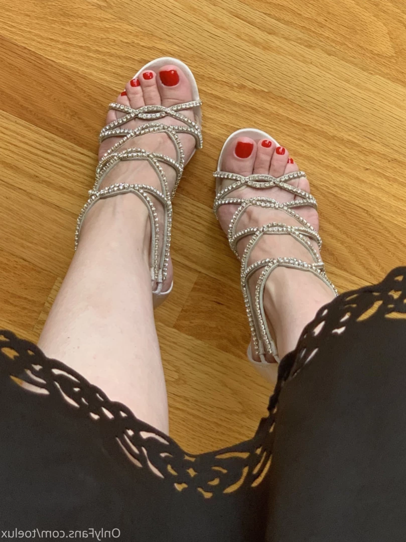 Toe.Luxx [ toeluxx ] Onlyfans leaked photo 14497312 on Hotleaks.tv