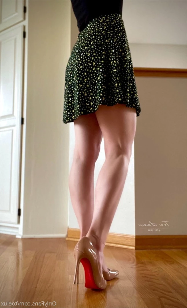 Toe.Luxx [ toeluxx ] Onlyfans leaked photo 15572580 on Hotleaks.tv