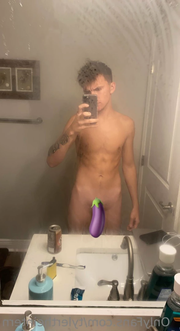 Tyler The Intern [ tylertheintern ] Onlyfans leaked photo 11912079 on Hotleaks.tv