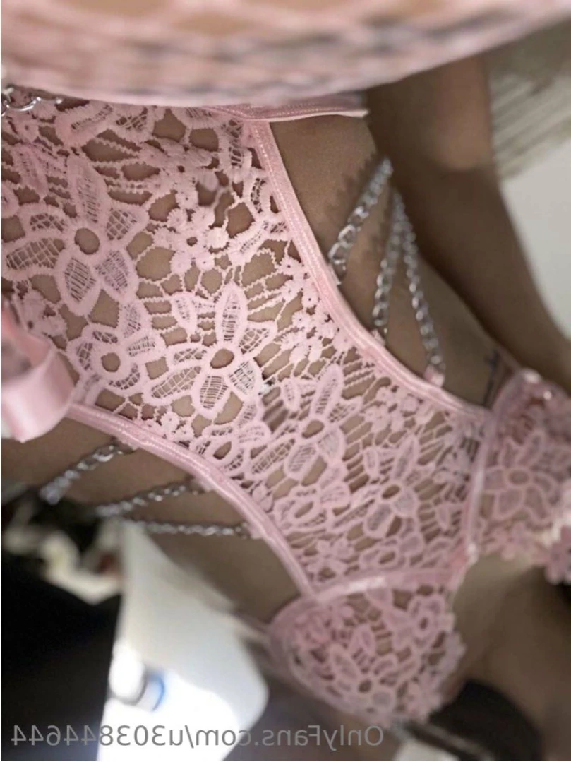 u303844644 Onlyfans leaked photo 13391395 on Hotleaks.tv