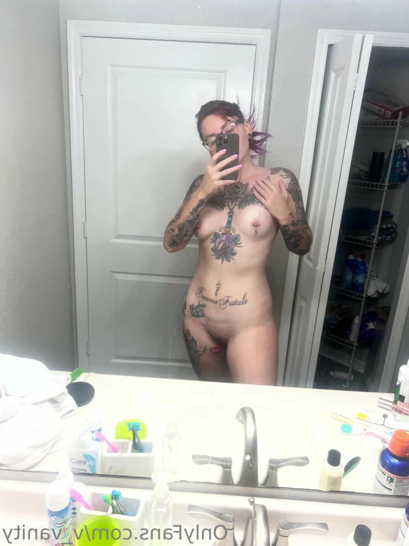 VV [ v_vanity ] Onlyfans leaked photo 12970285 on Hotleaks.tv