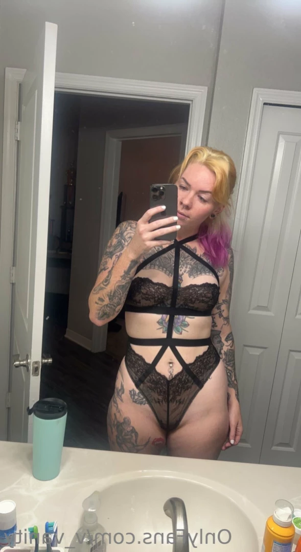 VV [ v_vanity ] Onlyfans leaked photo 14439402 on Hotleaks.tv