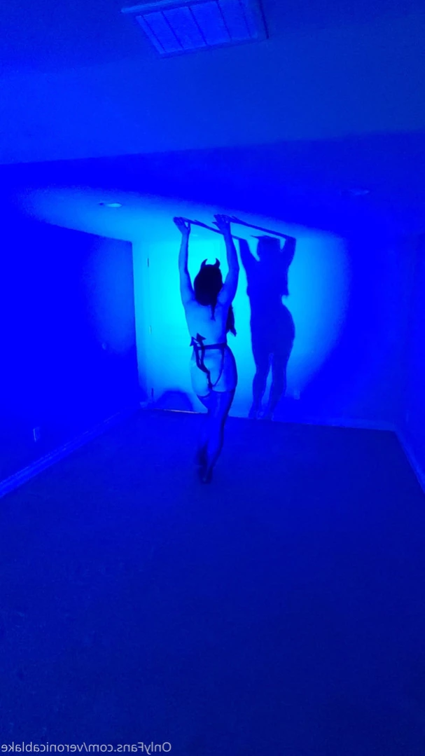 Veronica Blake [ veronicablake ] Onlyfans leaked photo 13510312 on Hotleaks.tv