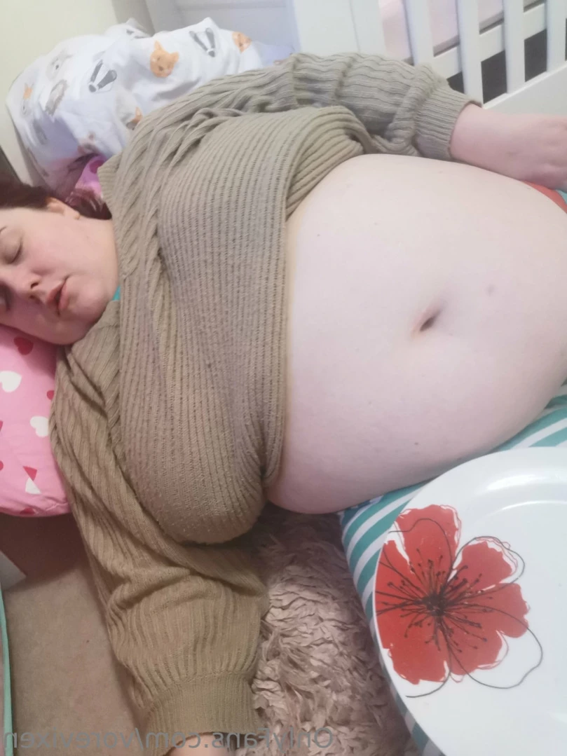 Vore Vixen.. Feed me and watch me expand [ vorevixen ] Onlyfans leaked photo 13675298 on Hotleaks.tv