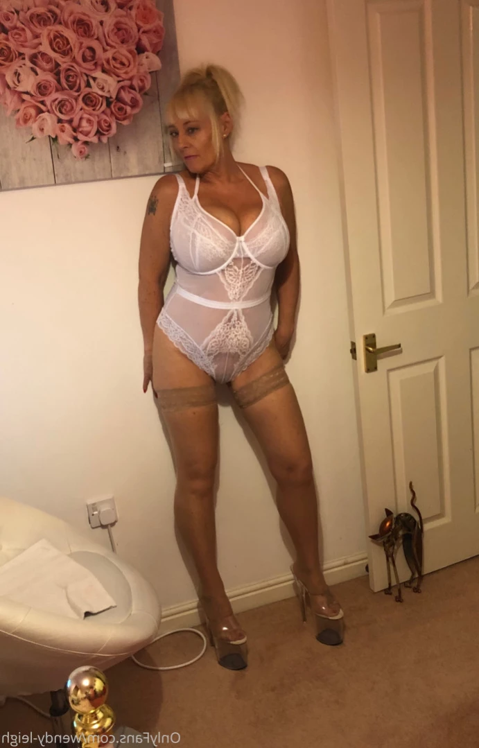 Your stepmom [ wendyleighxx ] Onlyfans leaked photo 14796548 on Hotleaks.tv