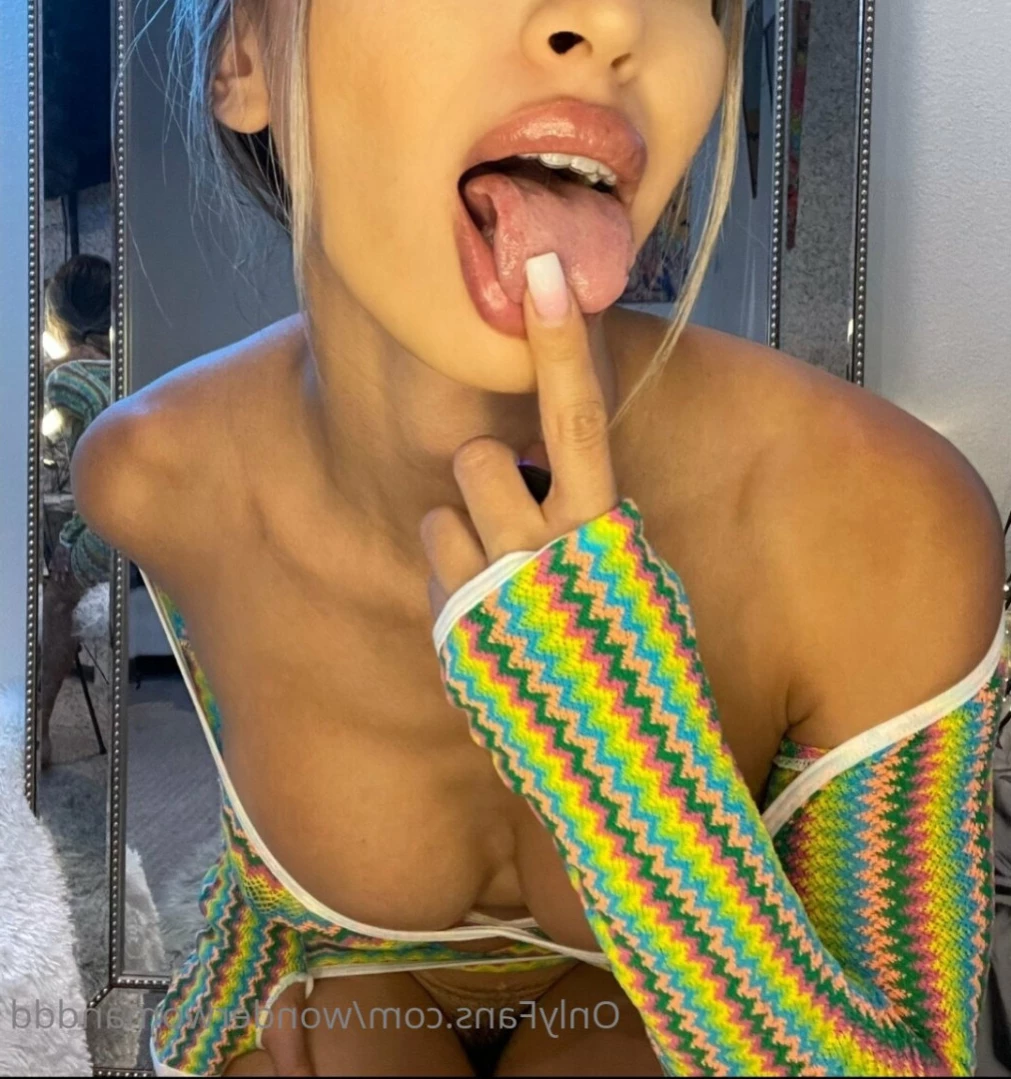 Christina Wonder [ wonderwomanddd ] Onlyfans leaked photo 13543846 on Hotleaks.tv