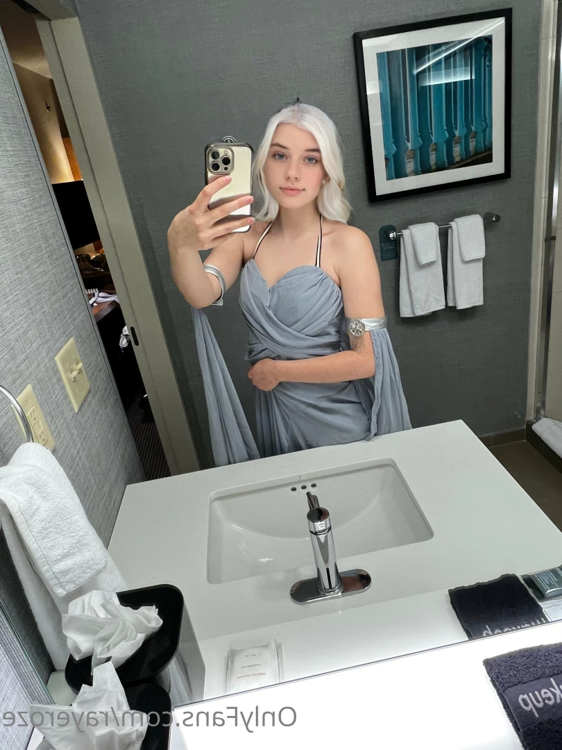 Raye [ rayeroze ] Onlyfans leaked photo 6728402 on Hotleaks.tv