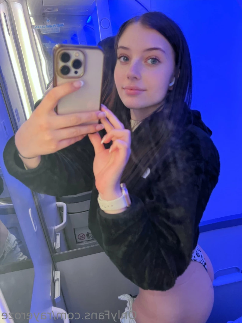 Raye [ rayeroze ] Onlyfans leaked photo 13808642 on Hotleaks.tv