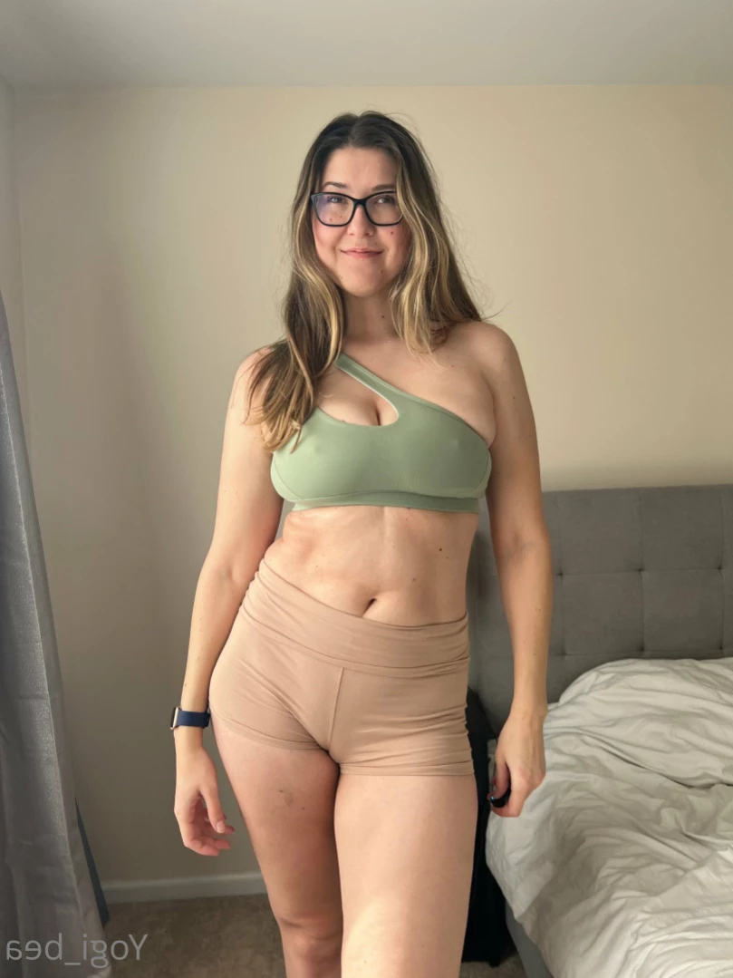 Bea 🐝 [ yogi_bea ] Onlyfans leaked photo 13655677 on Hotleaks.tv