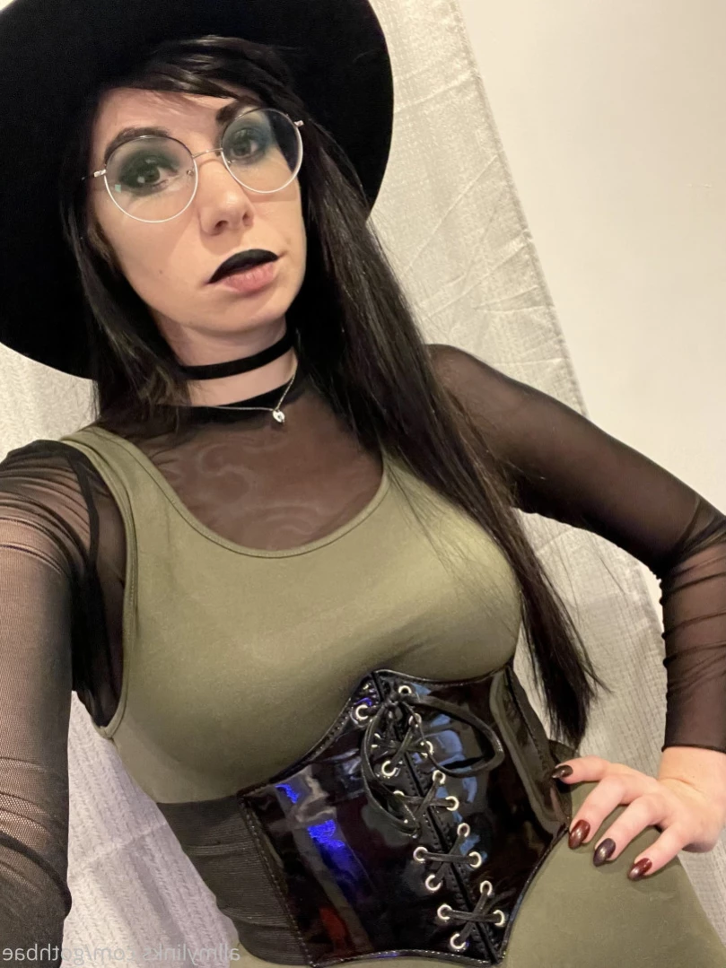 yubaba yaga [ yubaba_yaga ] Onlyfans leaked photo 13576845 on Hotleaks.tv