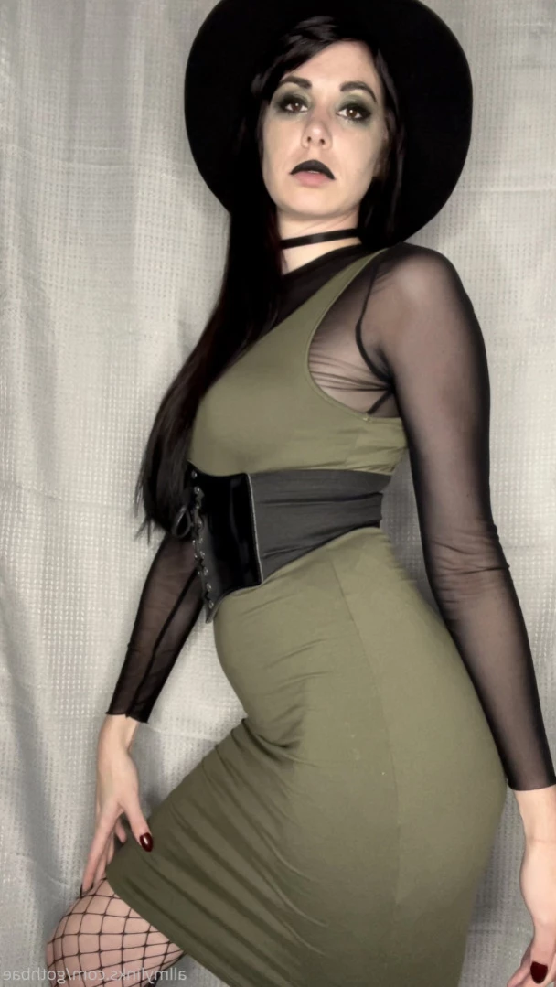 yubaba yaga [ yubaba_yaga ] Onlyfans leaked photo 14231149 on Hotleaks.tv